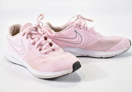 Nike Star Runner Damen Sportschuhe Sneaker  EUR 40 Nr. 24-J 1022