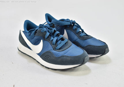 Nike MD Valiant Damen Sportschuhe Sneaker EUR 37,5 Nr. 25-A 908-Schuh-Gebraucht-secondhand