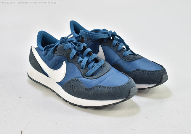 Nike MD Valiant Damen Sportschuhe Sneaker EUR 37,5 Nr. 25-A 908-Schuh-Gebraucht-secondhand