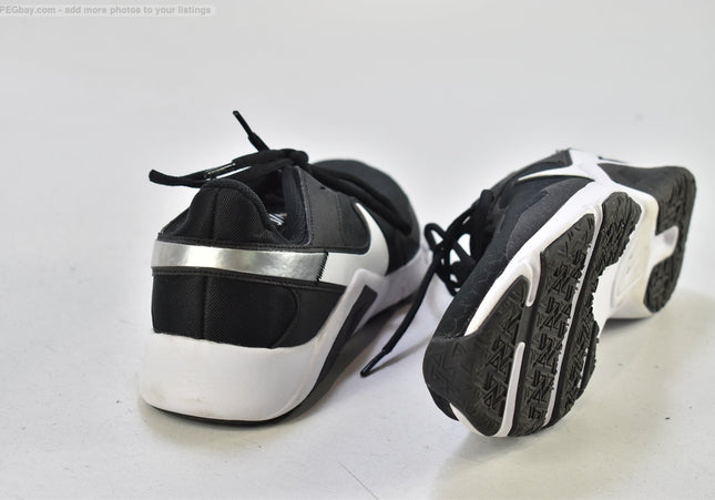 Nike Legend Essential 2 Herren Sportschuhe   EUR 42,5 Nr. 25-L 1843