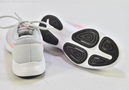 Nike Revolution Damen Sportschuhe Sneaker  EUR 36 Nr. 26-J 165