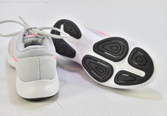 Nike Revolution Damen Sportschuhe Sneaker  EUR 36 Nr. 26-J 165