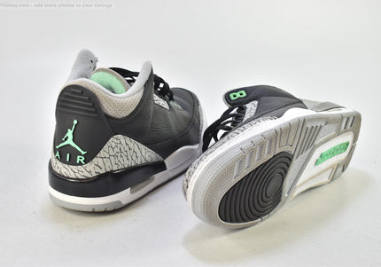 Jordan 3 Herren Sportschuhe Sneaker  EUR 42,5 Nr. 26-Y 1874