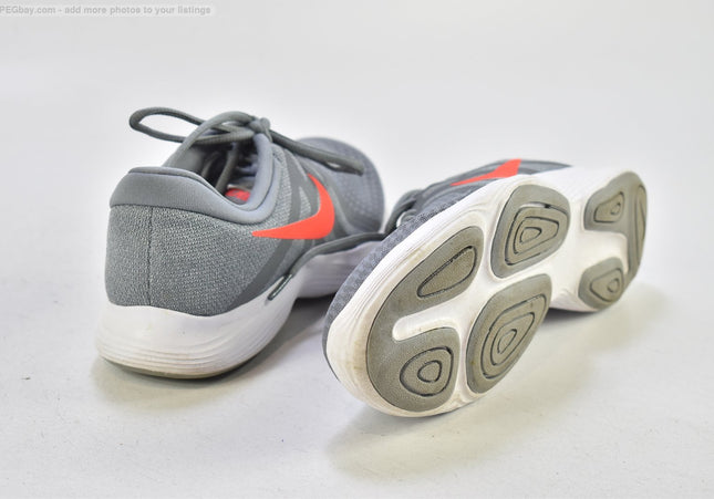 Nike Revolution Herren Sportschuhe Sneaker  EUR 42 Nr. 26-Y 259