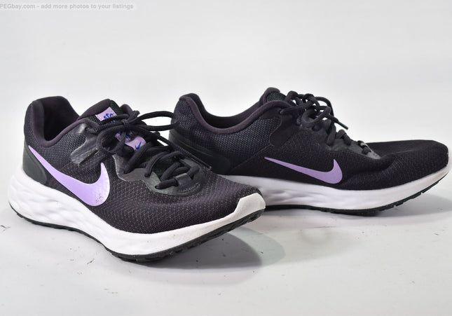 Nike Revolution Damen Sportschuhe Sneaker  Gr. 40 Nr. 26-T 1386