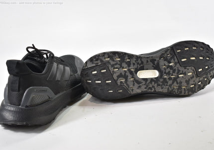 Adidas Pureboost Herren Sportschuhe Sneaker  EUR 45 1/3 Nr. 25-V 2814