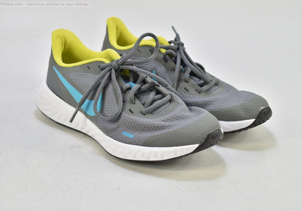 Nike Revolution Damen Sportschuhe Sneaker  EUR 38,5 Nr. 25-N 442