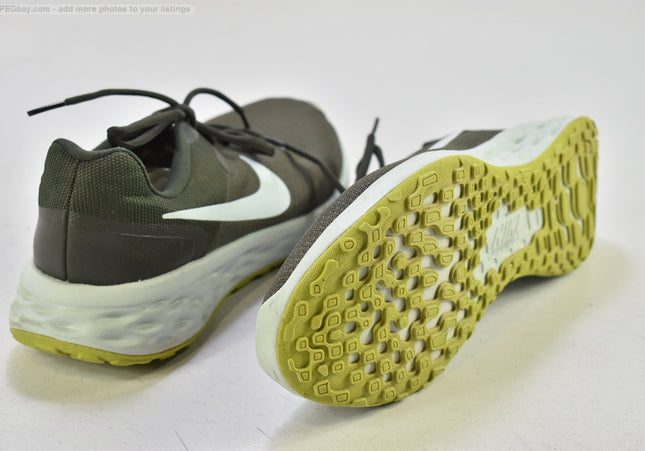 Nike Revolution Herren Sportschuhe Sneaker  EUR 44 Nr. 25-N 1628