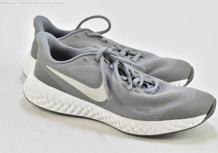 Nike Revolution Damen Sportschuhe Sneaker  EUR 38 Nr. 26-Y 76