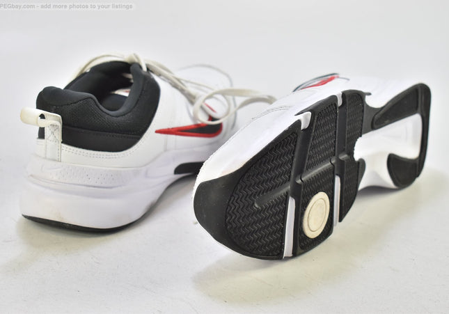 Nike Defy all Day Herren Sportschuhe Sneaker  Gr. 45 Nr. 26-T 1008