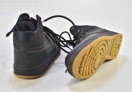 Nike Court Borough Herren Sportschuhe Sneaker  Gr. 42,5 Nr. 26-T 1010