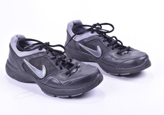 Nike Steady VIII Damen Sportschuhe Sneaker EUR 40 Nr. 23-M 3155-Schuh-Gebraucht-secondhand