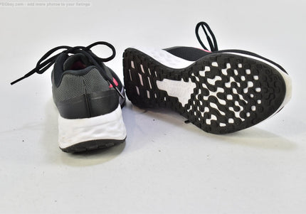 Nike Revolution Damen Sportschuhe Sneaker  EUR 39 Nr. 25-O 85