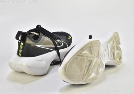 Nike Vista Lite Damen Sportschuhe Sneaker  Gr. 38 Nr. 26-T 824
