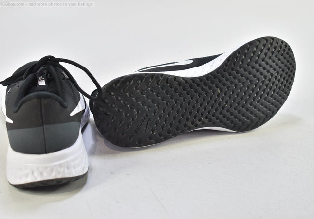 Nike Revolution Damen Sportschuhe Sneaker  EUR 38,5 Nr. 26-Y 911