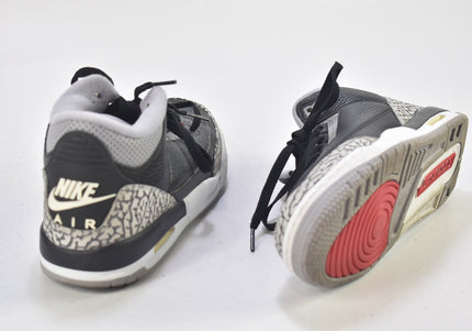 Jordan III Damen Sportschuhe Sneaker EUR 38 Nr. 24-T 1300-Schuh-Gebraucht-secondhand