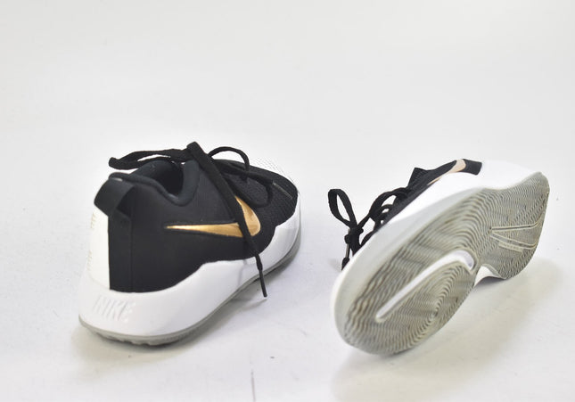 Nike Team Hustle Damen Sportschuhe Sneaker EUR 38 Nr. 24-X 425-Schuh-Gebraucht-secondhand
