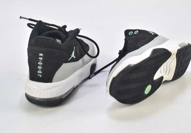 Jordan Max Aura Damen Sportschuhe Sneaker EUR 38 Nr. 24-T 1305-Schuh-Gebraucht-secondhand