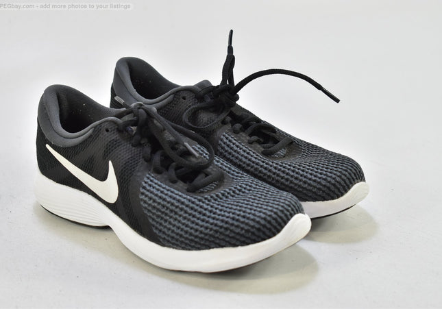 Nike Revolution Damen Sportschuhe Sneaker  EUR 38 Nr. 25-T 2795