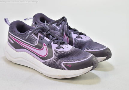 Nike Cosmic Runner Damen Sportschuhe Sneaker  EUR 39 Nr. 26-Z 1212