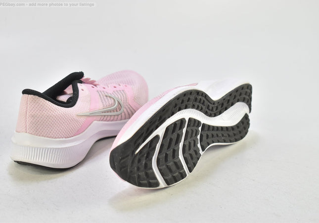 Nike Downshifter Damen Sportschuhe Sneaker  Gr. 38 Nr. 26-T 834