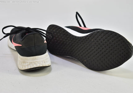 Nike Revolution Damen Sportschuhe Sneaker  EUR 40 Nr. 25-N 821