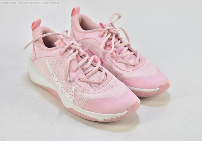 Nike Omni Multi Court Damen Sportschuhe Sneaker  EUR 37,5 Nr. 25-L 609