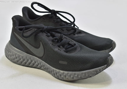 Nike Revolution Damen Sportschuhe Sneaker  EUR 39 Nr. 26-Z 190