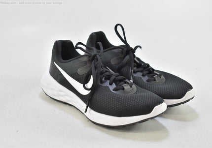 Nike Revolution Damen Sportschuhe Sneaker  EUR 38,5 Nr. 26-Y 1224