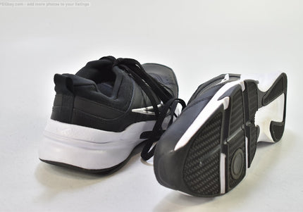 Nike Defy all Herren Sportschuhe Sneaker  EUR 45 Nr. 26-G 112