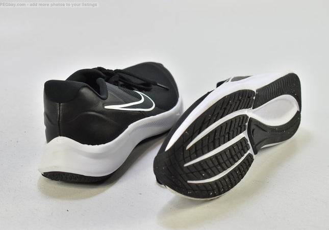Nike Star Runner Damen Sportschuhe Sneaker  EUR 39 Nr. 25-O 1750