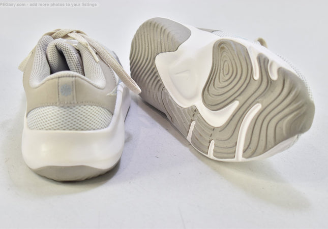 Nike Legend Damen Sportschuhe Sneaker  EUR 42 Nr. 26-Z 194