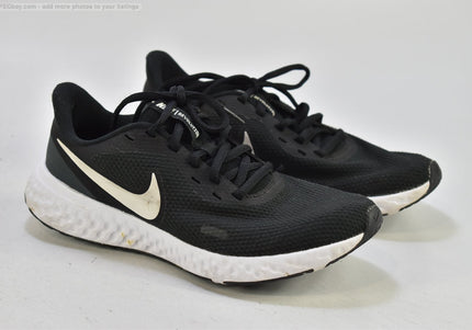 Nike Revolution Damen Sportschuhe Sneaker  EUR 38 Nr. 25-N 829