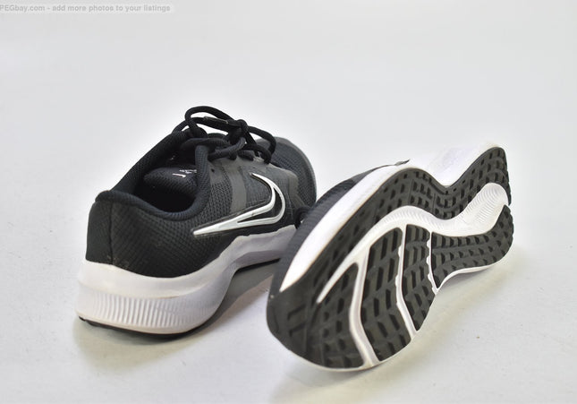 Nike Downshifter Damen Sportschuhe Sneaker  EUR 38,5 Nr. 26-G 1297