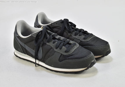 Nike Genicco Damen Sportschuhe Sneaker  EUR 39 Nr. 25-T 3015