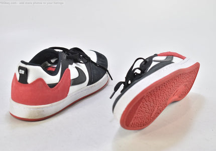 Nike SB Herren Sportschuhe Sneaker  Gr. 44 Nr. 26-T 1133