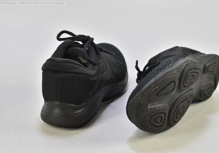 Nike Revolution Damen Sportschuhe Sneaker  EUR 38 Nr. 25-N 1887