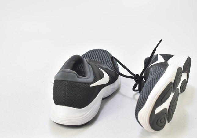 Nike Revolution Herren Sportschuhe Sneaker EUR 42 Nr. 24-U 711-Schuh-Gebraucht-secondhand
