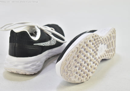 Nike Revolution Damen Sportschuhe Sneaker  EUR 40,5 Nr. 26-Y 310