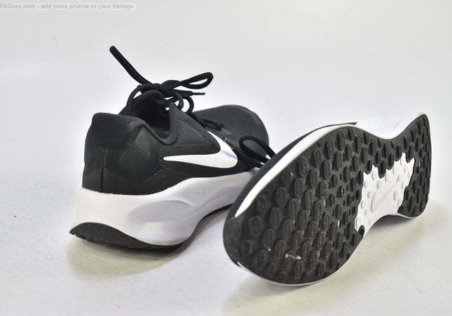 Nike Revolution Herren Sportschuhe Sneaker  Gr. 43 Nr. 26-T 1139