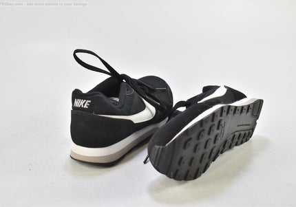 Nike MD Runner 2 Damen Sportschuhe Sneaker  EUR 38 Nr. 26-Y 1935