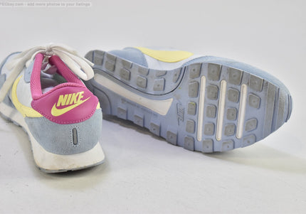 Nike MD Valiant Damen Sportschuhe Sneaker  EUR 40 Nr. 25-N 845