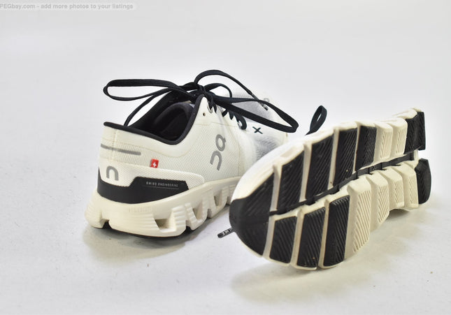 On Cloud X  Damen Sportschuhe Sneaker  EUR 38 Nr. 26-G 1313