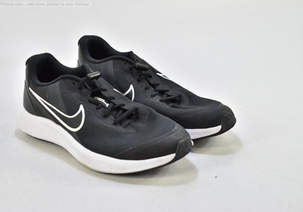 Nike Star Runner Herren Sportschuhe Sneaker  EUR 40 Nr. 25-T 1935