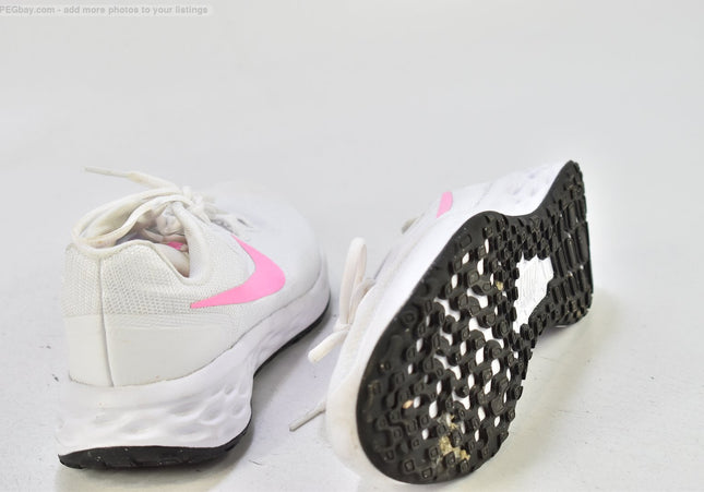Nike Revolution Damen Sportschuhe Sneaker  EUR 39 Nr. 25-Z 682