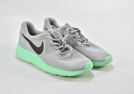 Nike Tanjun Herren Sportschuhe Sneaker  EUR 41 Nr. 26-Z 2296