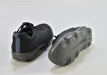 Crocs  Damen Halbschuhe Freizeitschuhe  US 7 Nr. 25-O 1058