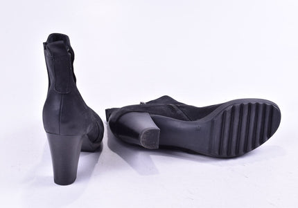 Caprice  Damen Stiefelette Boots  UK 4,5 Nr. 24-F 517