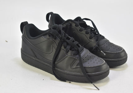 Nike Court Borough Damen Sportschuhe Sneaker EUR 37,5 Nr. 24-T 132-Schuh-Gebraucht-secondhand