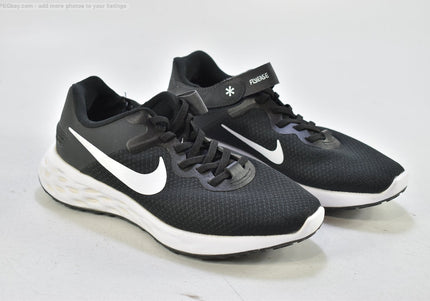 Nike Revolution Damen Sportschuhe Sneaker  EUR 37,5 Nr. 26-F 1137